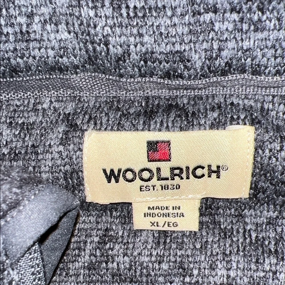Woolrich Men's Zip-Up Sweater in Gray and Black XL